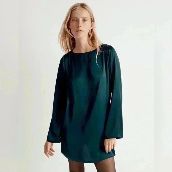 Madewell Dresses & Skirts - Madewell Shift Mini Dress in a Satin Dark Forrest Green